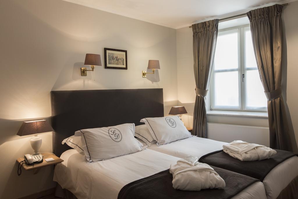 Hotel Le Dixseptième 4*